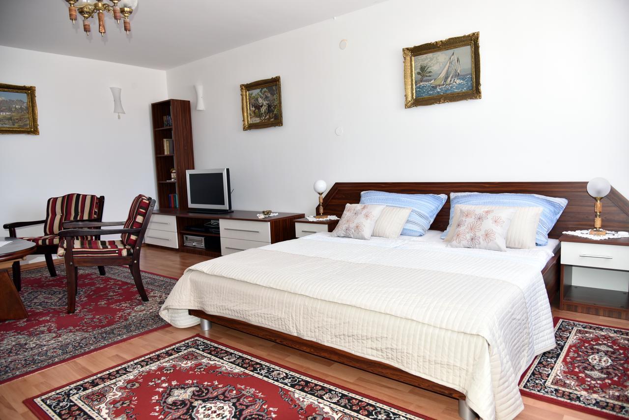 Villa Agnic Trogir Extérieur photo
